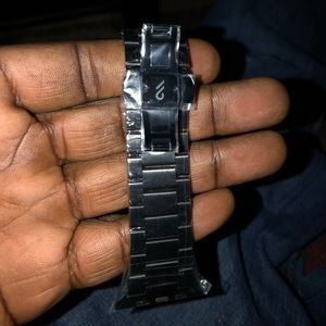 CW METAL APPLE WATCH BAND